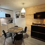 - 4 Pers, Linge & Menage Inclus Apartment Val Thorens
